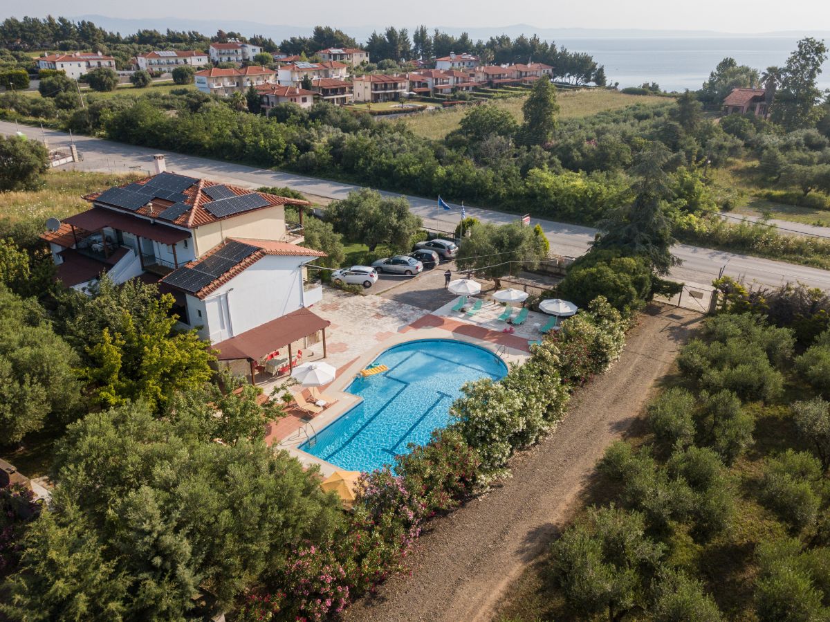 Aphrodite Studios Exterior and Premises - Kallithea Halkidiki