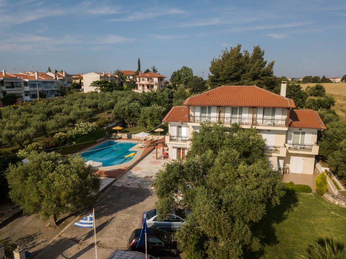 Aphrodite Studios Exterior and Garden - Kallithea Halkidiki